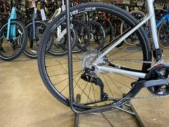 Cannondale CAAD13 Shimano 105 Di2 - Mercury 2023 17 Cannondale CAAD13 Shimano 105 Di2 - Mercury 2023 -Cannondale Bike Sale B1 mrmGxT 1NTAvoeDOJKjaws