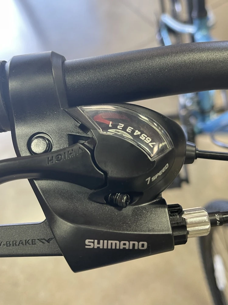 Cannondale Quick CX 4 Hybrid Bike Alpine Blue- Front Suspension/Disc Brakes 3 Cannondale Quick CX 4 Hybrid Bike Alpine Blue- Front Suspension/Disc Brakes - Image 3