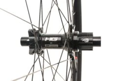 Cannondale Hollowgram 25 HGS Carbon Tubeless 29" Wheelset -Cannondale Bike Sale WMT11757 PH1 03