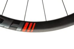 Cannondale HollowGram TR Carbon Tubeless 700c Wheelset -Cannondale Bike Sale WRD12527 MJ 08