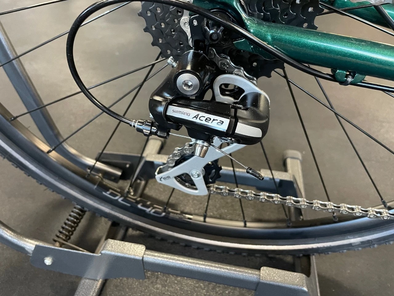 Cannondale Quick CX 3 Womens Emerald 2022 12 Cannondale Quick CX 3 Womens Emerald 2022 - Image 12