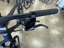 Cannondale Quick CX 4 Hybrid Bike - Front Suspension/Disc Brakes -Cannondale Bike Sale cSNvFQJcRHa8Cle3sLjr9ajs