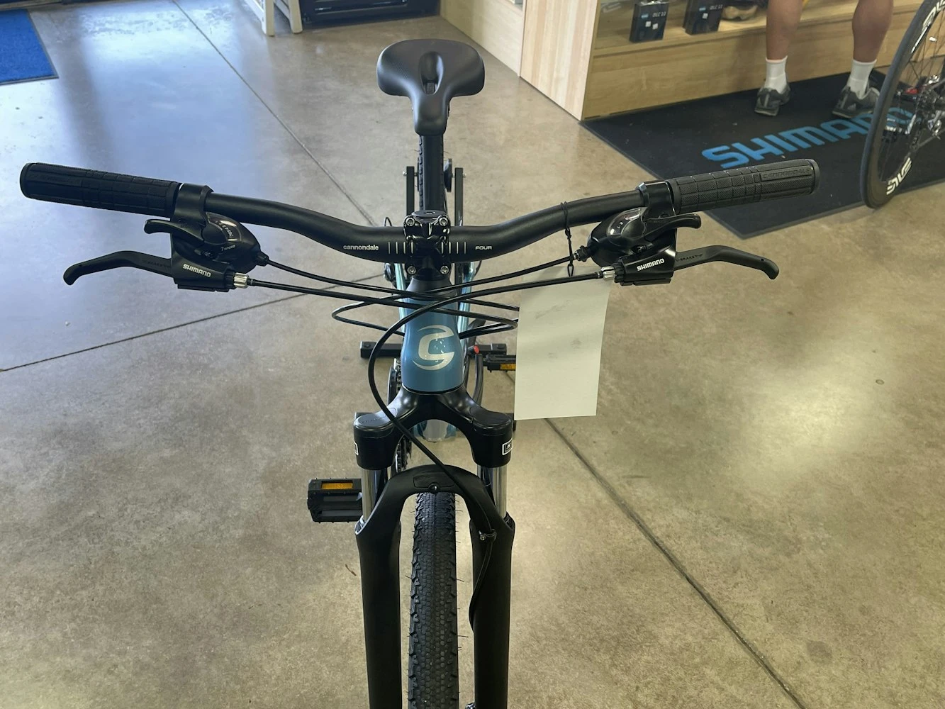 Cannondale Quick CX 4 Hybrid Bike Alpine Blue- Front Suspension/Disc Brakes 2 Cannondale Quick CX 4 Hybrid Bike Alpine Blue- Front Suspension/Disc Brakes - Image 2