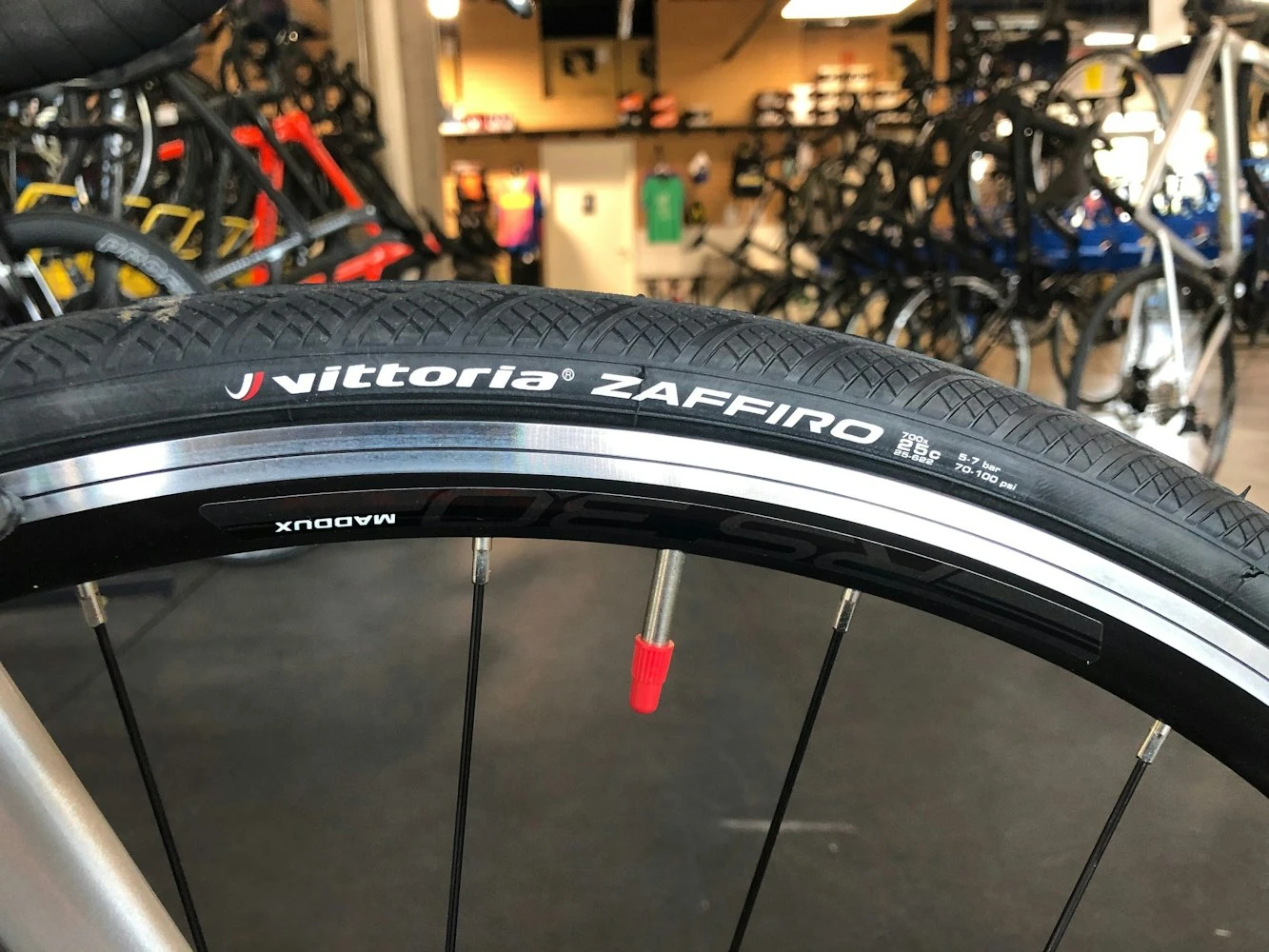 Cannondale CAAD Optimo 4 Silver 2022 10 Cannondale CAAD Optimo 4 Silver 2022 - Image 10