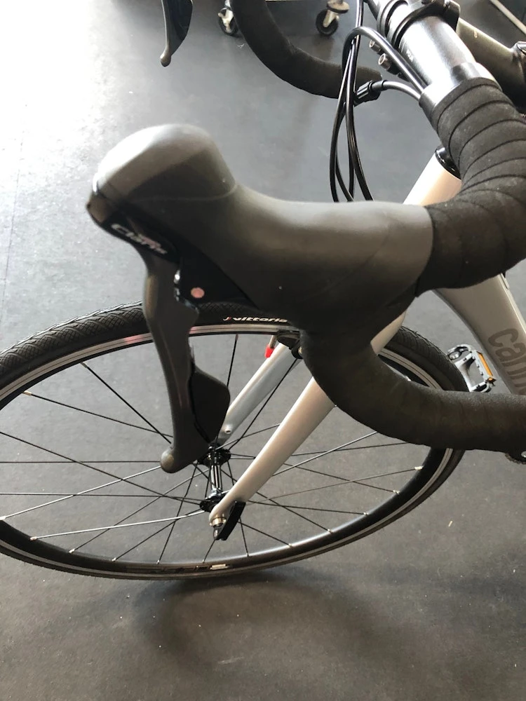 Cannondale CAAD Optimo 4 Silver 2022 2 Cannondale CAAD Optimo 4 Silver 2022 - Image 2