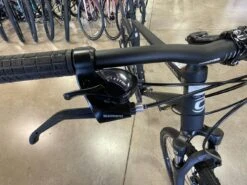 Cannondale Quick CX 4 Hybrid Bike - Front Suspension/Disc Brakes -Cannondale Bike Sale qWCFr84n zz8FZu xHpMFN1hM